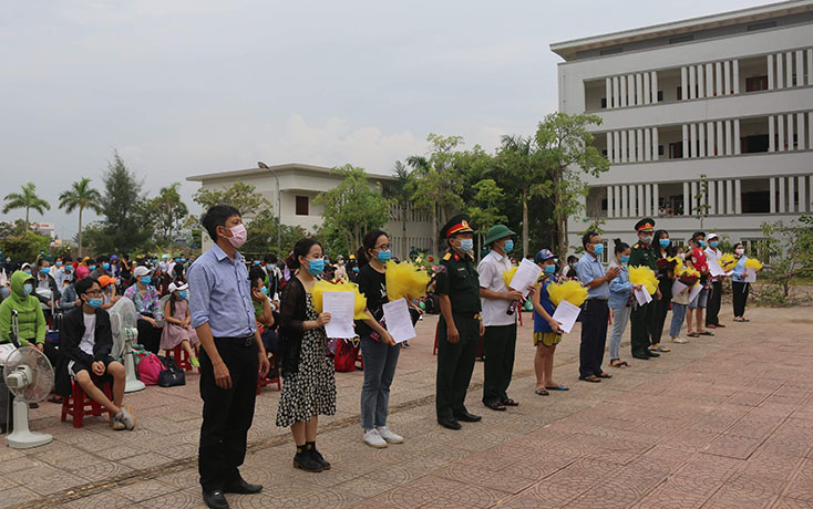 203 công dân về từ Đà Nẵng hoàn thành cách ly y tế tập trung