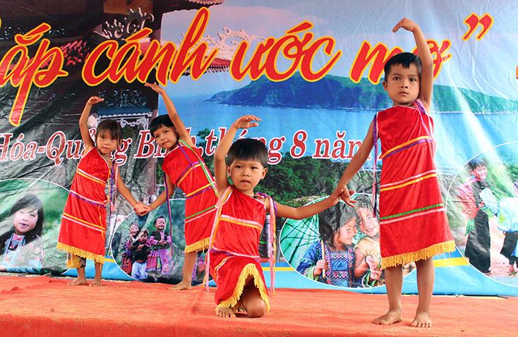 Những cánh chim Mơ Leng không mỏi