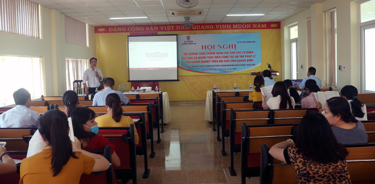 Tăng cường năng lực cho các cơ quan, đơn vị và người thực hiện công tác hỗ trợ pháp lý cho doanh nghiệp