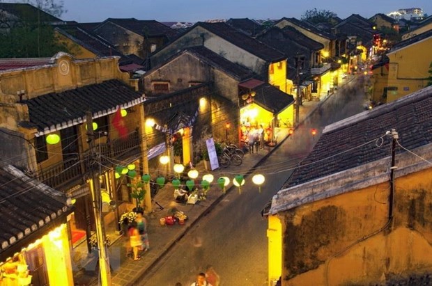 'Vực dậy' ngành du lịch Việt Nam trong mùa cuối năm 2020