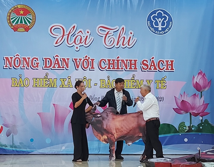 Nỗ lực đưa Nghị quyết số 28-NQ/TW vào cuộc sống