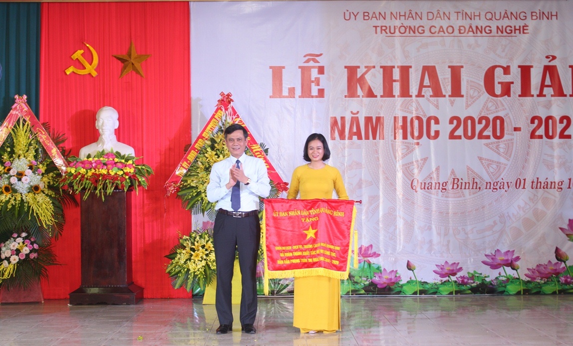 Trường cao đẳng nghề Quảng Bình khai giảng năm học mới 2020-2021