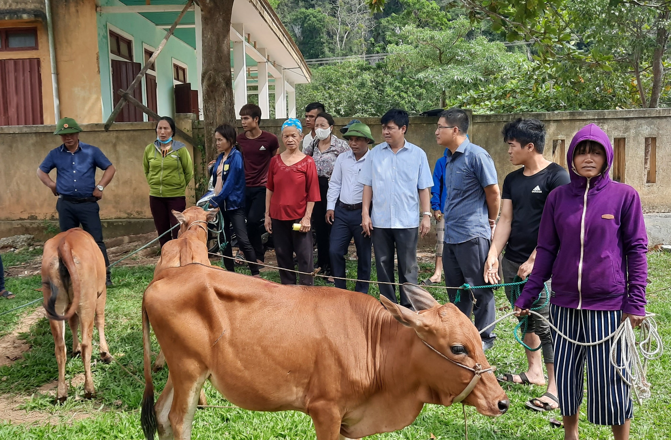 Đồng hành cùng nông dân