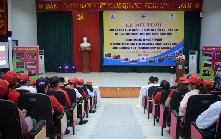Lễ mít tinh hưởng ứng Ngày quốc tế phòng chống và giảm nhẹ rủi ro thiên tai năm 2020