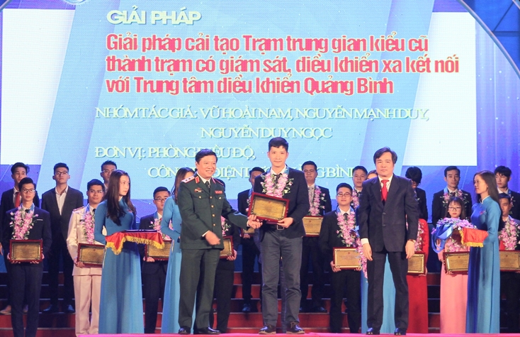 "Cây sáng kiến" của ngành Điện
