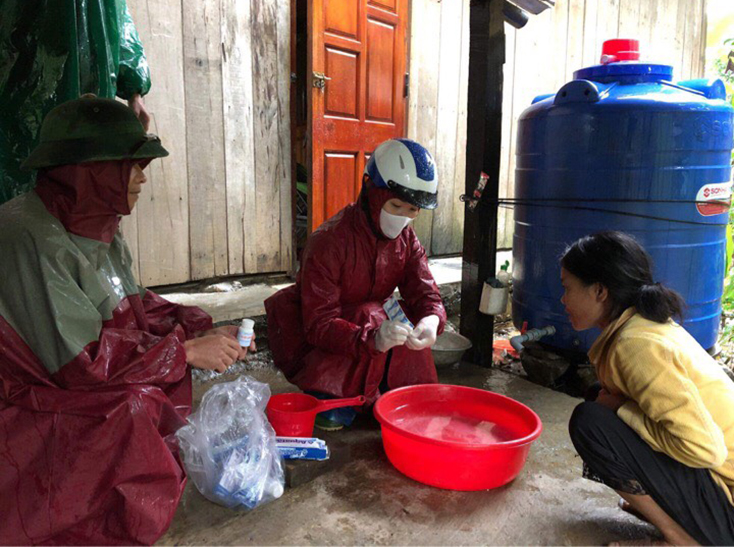 Minh Hoá: Tăng cường công tác phòng ngừa dịch bệnh sau mưa lũ