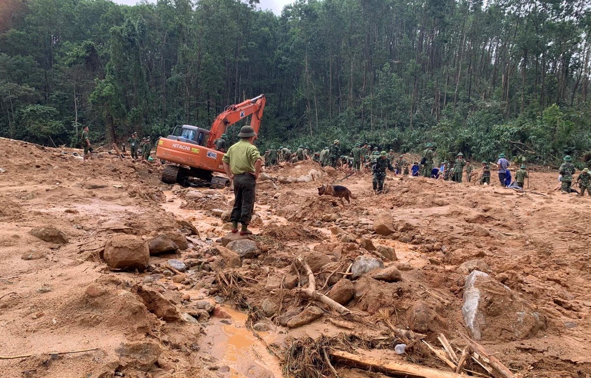 Vụ Thủy điện Rào Trăng 3: Tìm thấy 3 thi thể nơi Đoàn công tác bị vùi