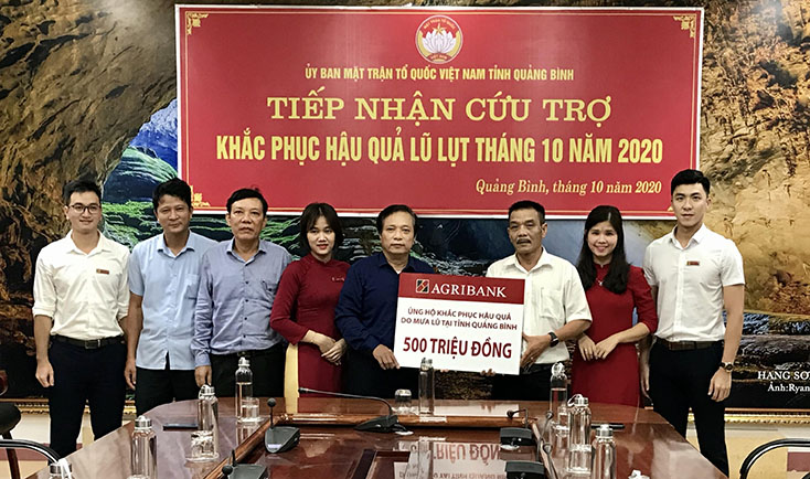 Ủy ban MTTQVN tỉnh: Tiếp nhận ủng hộ khắc phục hậu quả lũ lụt