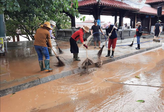 Người dân vùng lũ cần làm gì để tránh phát sinh dịch bệnh