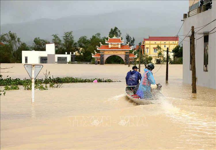 Thời tiết ngày 19-10: Nguy cơ cao xảy ra lũ đặc biệt lớn trên các sông tại Hà Tĩnh, Quảng Bình