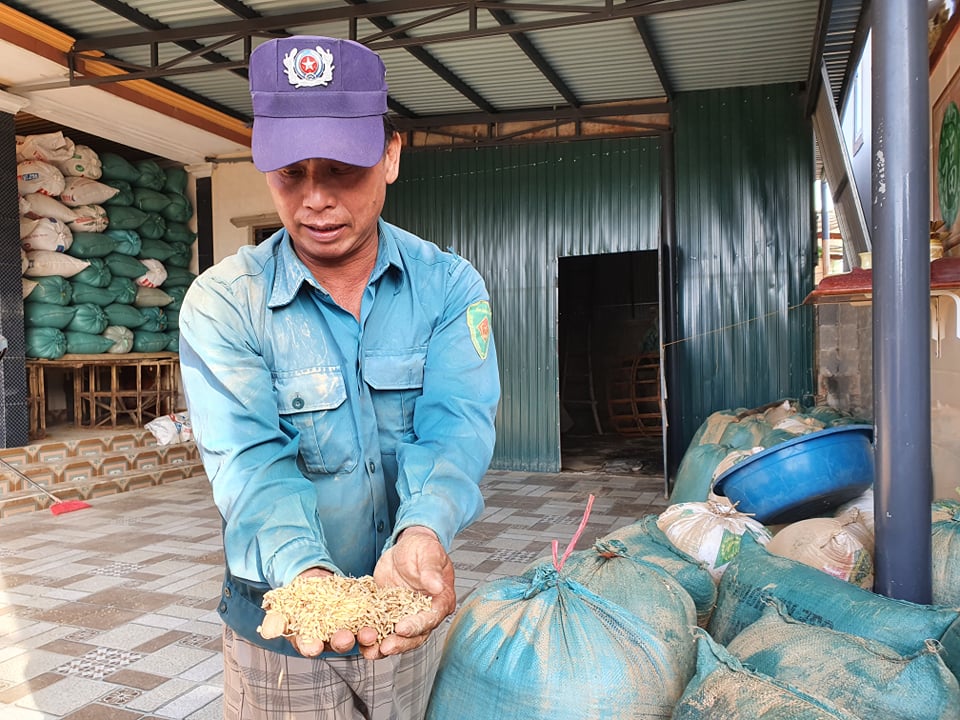 Trắng tay sau lũ