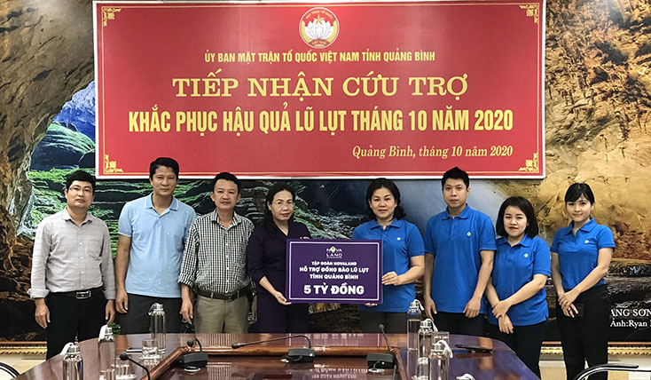 Hướng về người dân vùng lũ