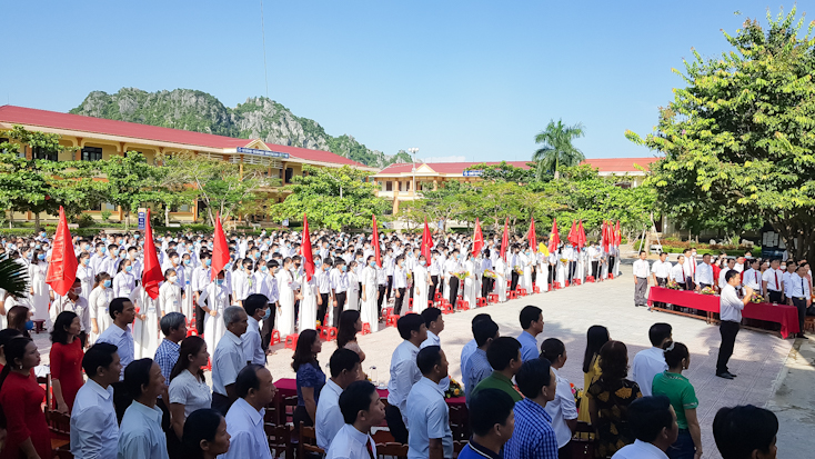 Thư mời nhận học bổng