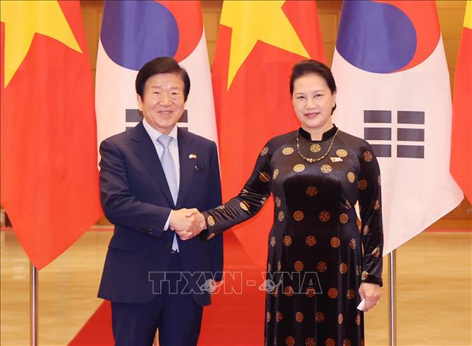 Chủ tịch Quốc hội Nguyễn Thị Kim Ngân đón, hội đàm với Chủ tịch Quốc hội Hàn Quốc