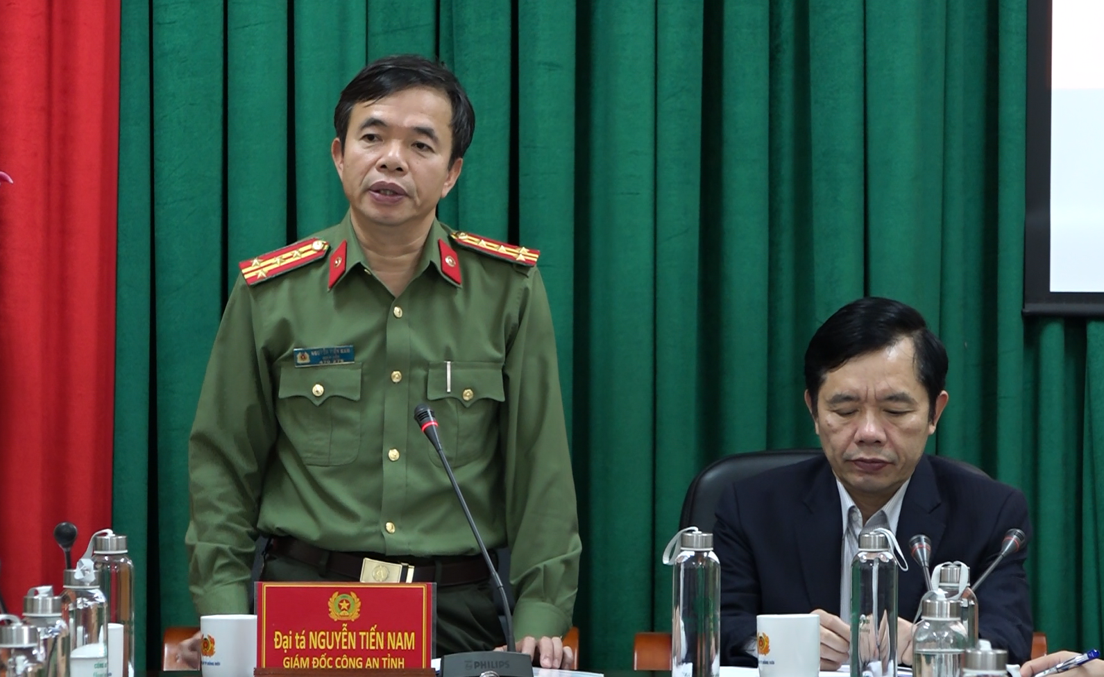 Giám đốc Công an tỉnh kiểm tra công tác công an năm 2020 tại Công an TP. Đồng Hới