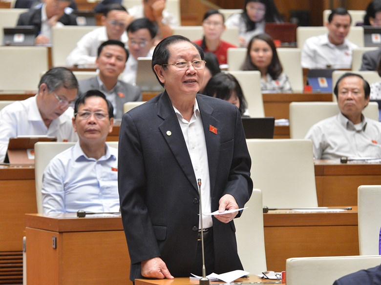 Bộ trưởng Nội vụ nói về việc bỏ chứng chỉ ngoại ngữ, tin học với công chức, viên chức