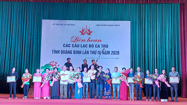 Liên hoan các câu lạc bộ ca trù tỉnh Quảng Bình lần thứ IV