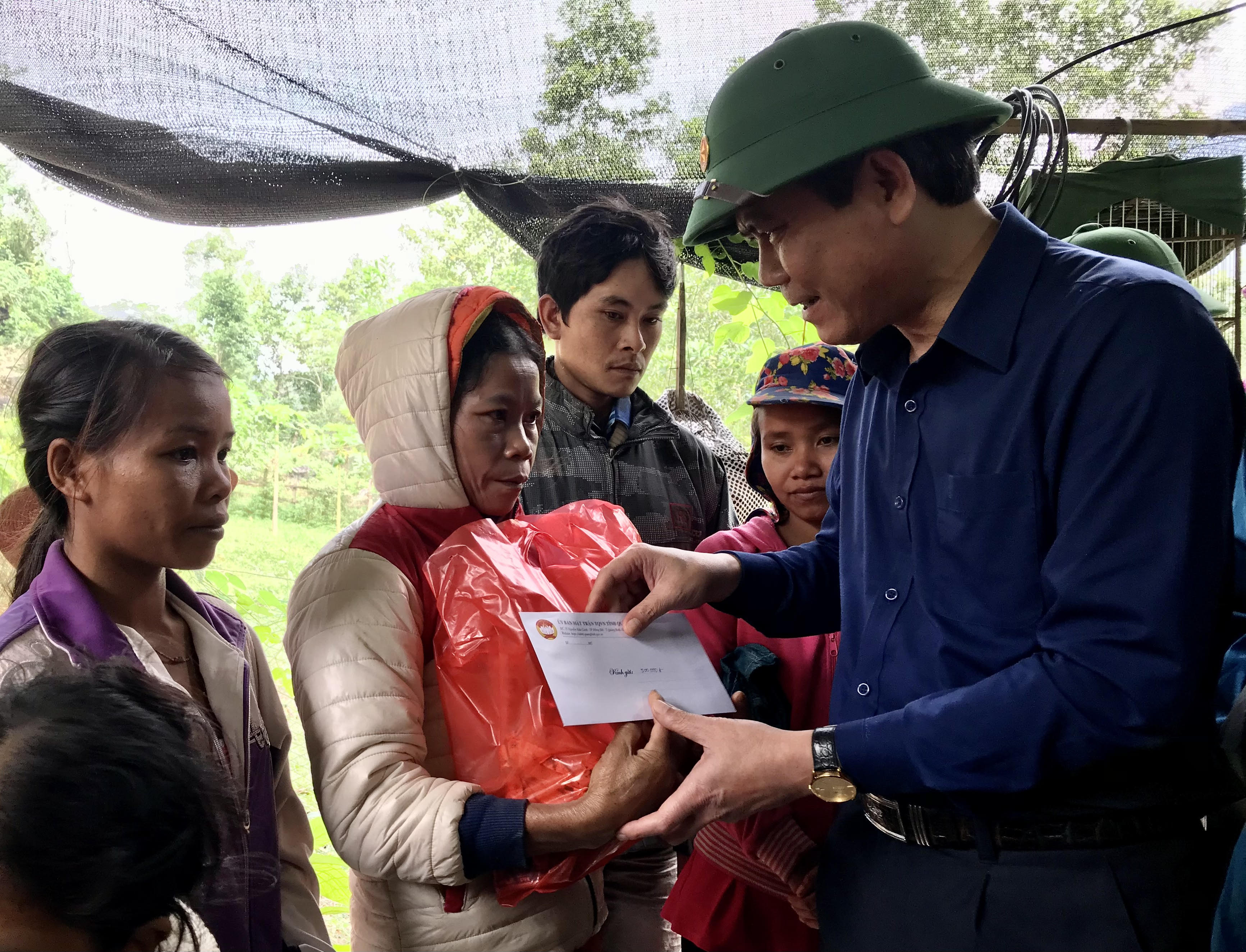 Tăng cường khối đại đoàn kết toàn dân tộc, xây dựng quê hương Quảng Bình ngày càng đổi mới
