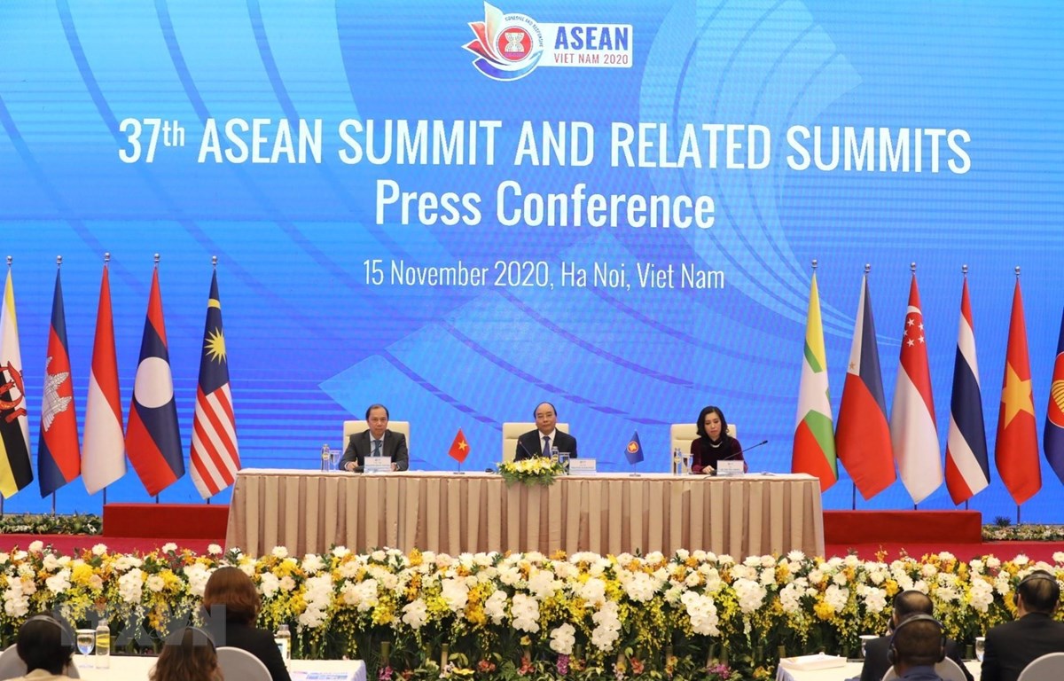 Thủ tướng Nguyễn Xuân Phúc thông tin về kết quả Hội nghị ASEAN-37
