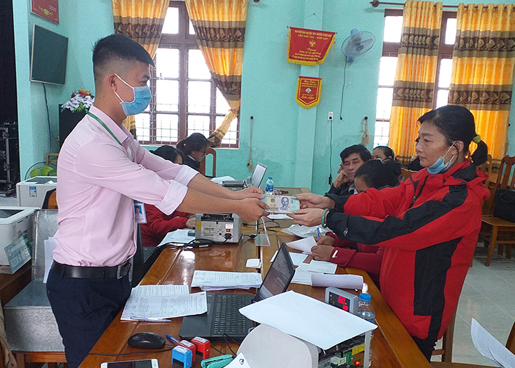 Tuyên Hóa: Kịp thời giải ngân vốn khôi phục sản xuất cho bà con vùng lũ