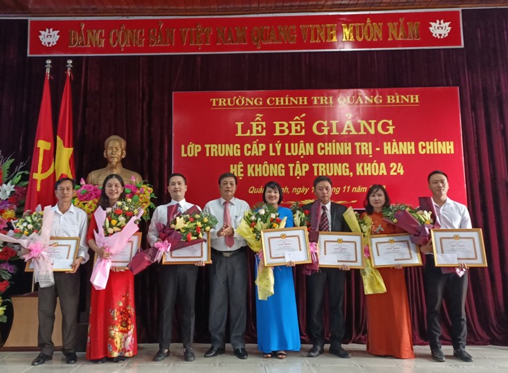 Nâng cao năng lực giảng dạy lý luận Mác-Lênin, tư tưởng Hồ Chí Minh