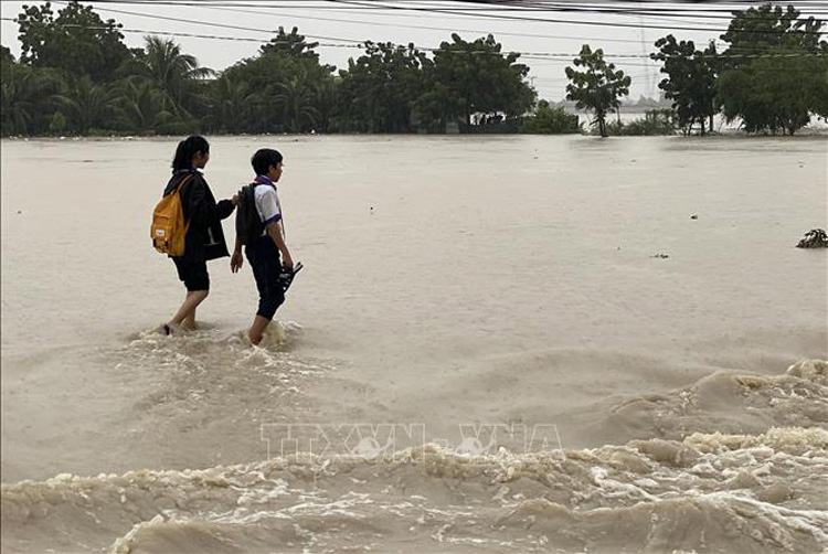 Trung Bộ và Tây Nguyên mưa to đến rất to, nguy cơ cao xảy ra lũ quét, sạt lở đất