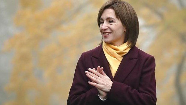 Tổng thống đắc cử Moldova Maia Sandu yêu cầu giải tán quốc hội
