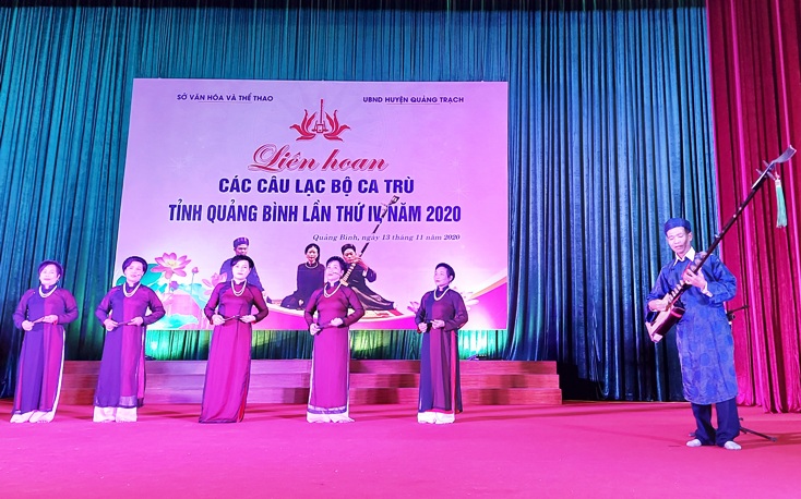 Miệt mài theo dòng chảy thời gian