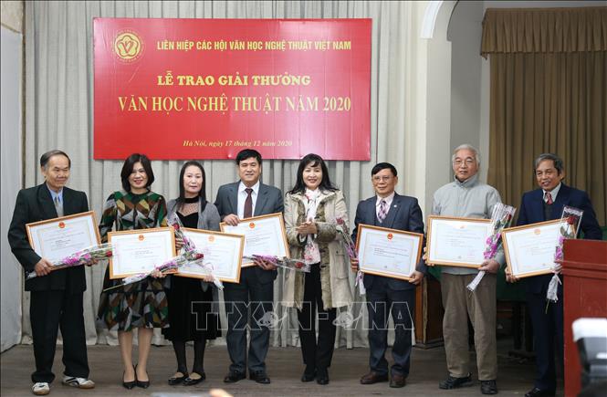 Trao Giải thưởng Văn học-Nghệ thuật năm 2020