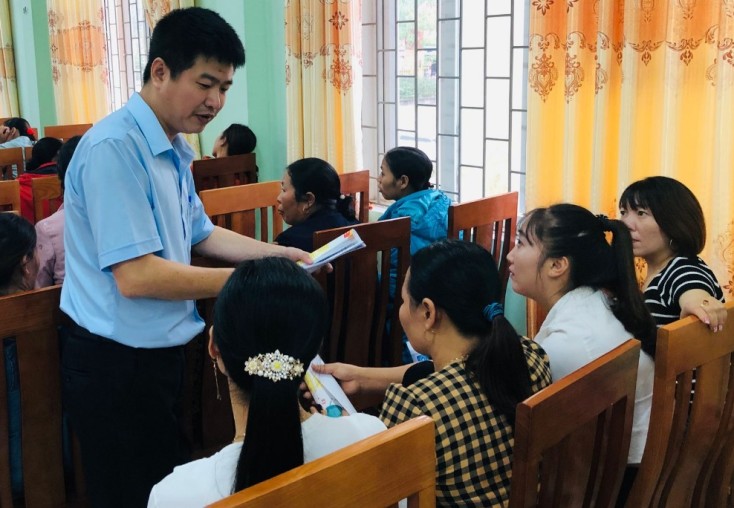 Phát triển đối tượng tham gia BHXH tự nguyện: Huyện miền núi Tuyên Hóa bứt phá