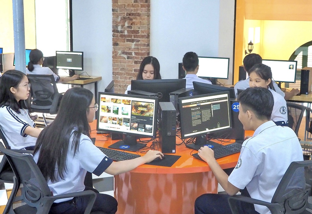Vượt qua khó khăn, đạt được những tiến bộ toàn diện