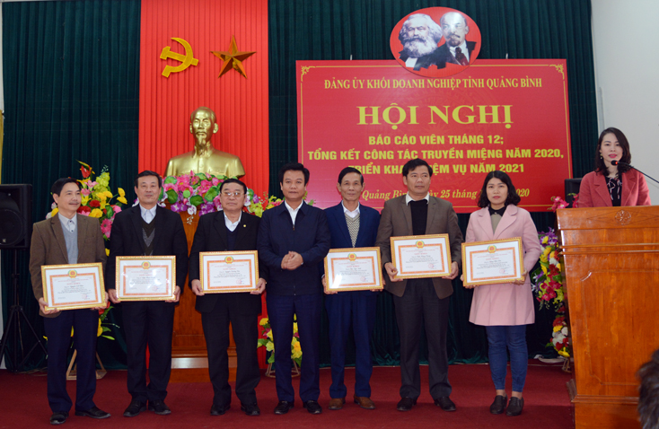 Đảng ủy Khối Doanh nghiệp tỉnh: Tiếp tục đổi mới nội dung, hình thức hoạt động báo cáo viên