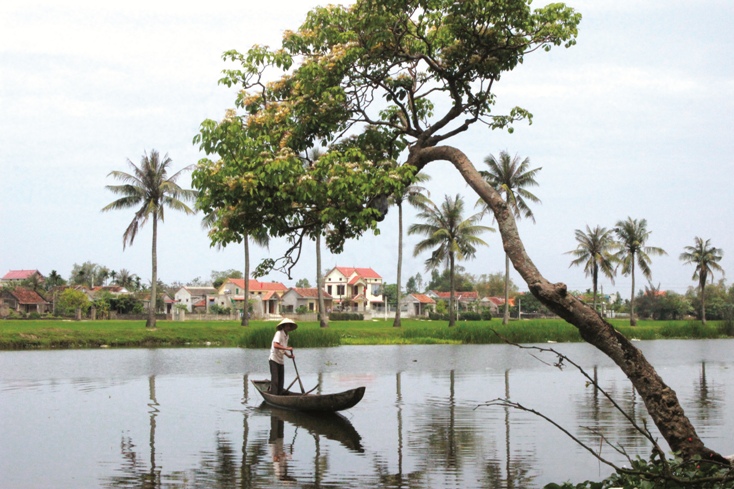 Bên dòng Hòa Giang