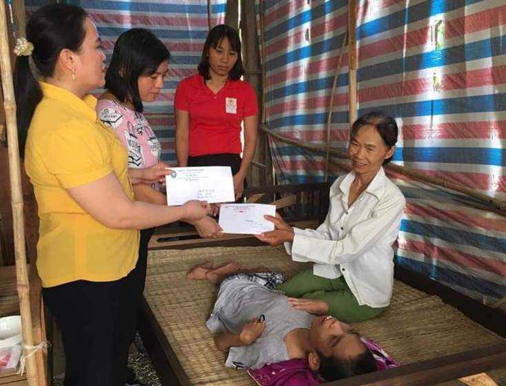 Thắp sáng niềm tin cho phụ nữ khiếm thị