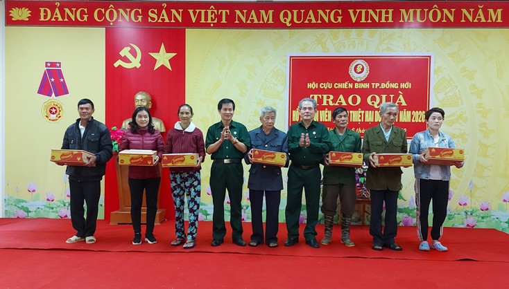 Giúp nhau phát triển kinh tế, giảm nghèo bền vững