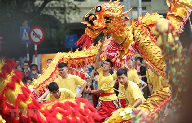Phát triển văn hóa, con người Việt Nam đáp ứng phát triển đất nước