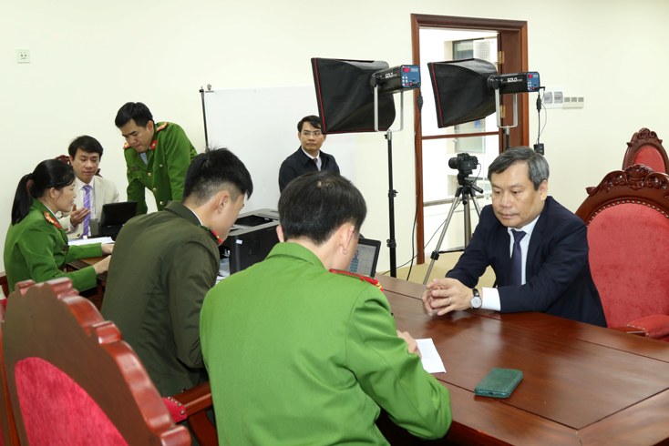 Quảng Bình triển khai làm căn cước công dân gắn chíp điện tử