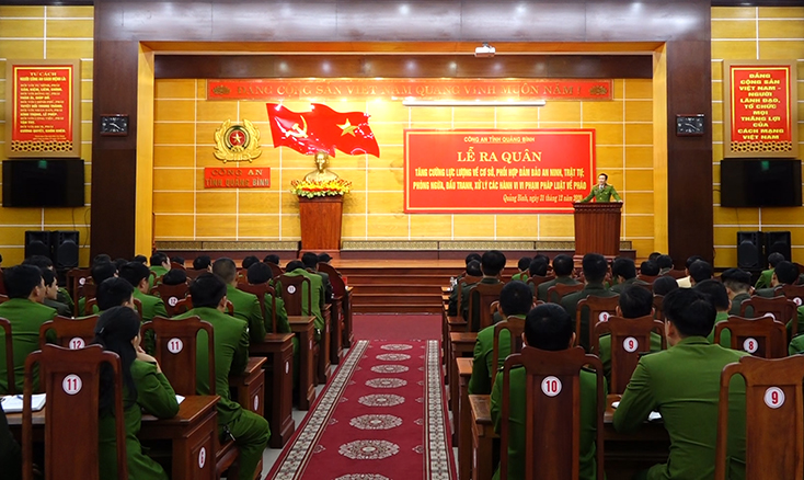 100 cán bộ, chiến sĩ công an tăng cường về cơ sở trong dịp Tết Nguyên đán Tân Sửu