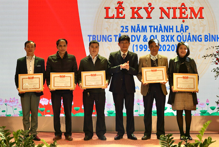 Trung tâm Dịch vụ và quản lý bến xe khách Quảng Bình kỷ niệm 25 năm thành lập