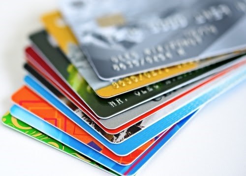 Ngân hàng sẽ dừng phát hành thẻ từ ATM từ ngày 31-3-2021