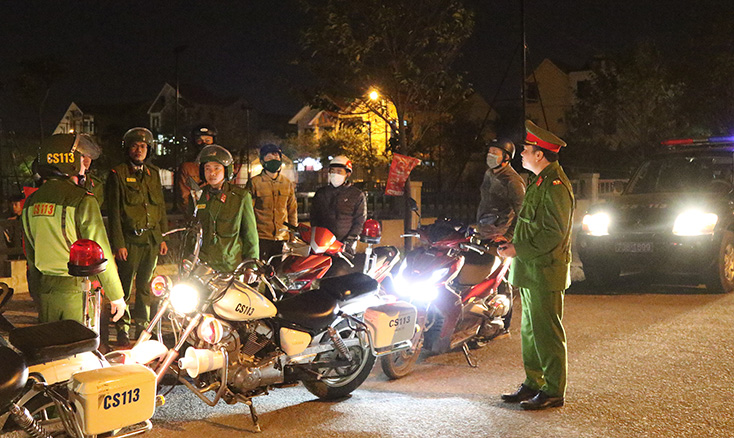 Tăng cường tuần tra kiểm soát, đảm bảo an ninh trật tự trong những ngày đầu năm mới