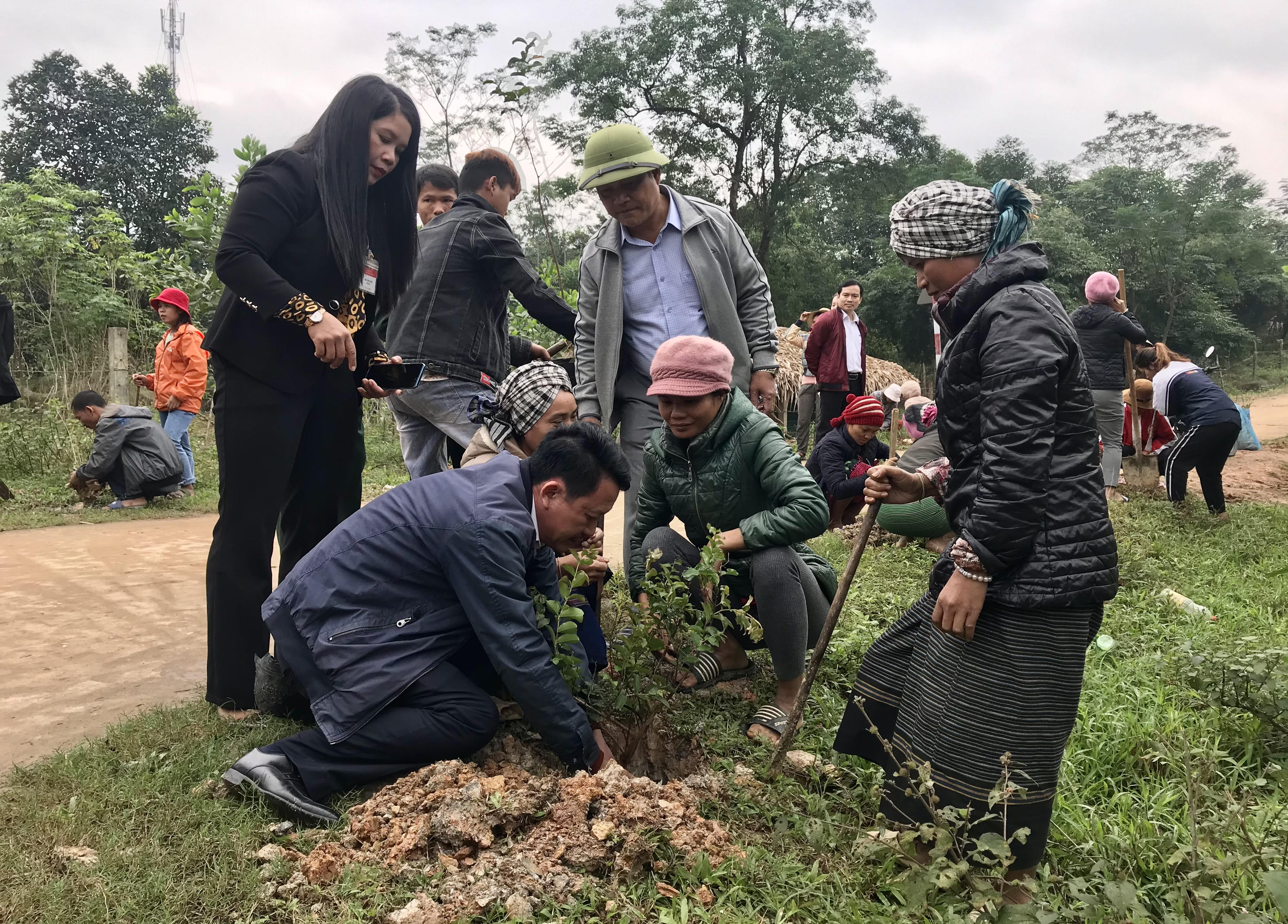 "Dân biết, dân bàn, dân làm, dân kiểm tra"