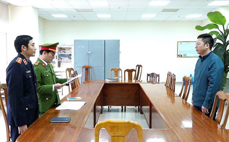 Khởi tố Phó Giám đốc Ban quản lý Dự án Môi trường và biến đổi khí hậu TP. Đồng Hới