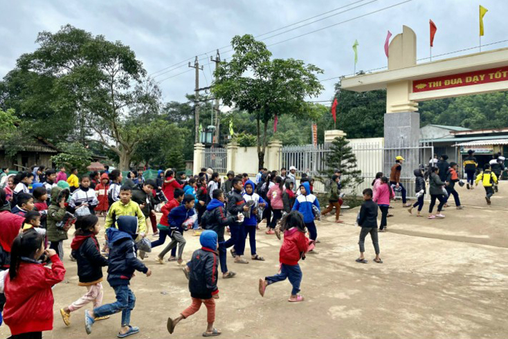 Phòng chống rét, bảo đảm sức khỏe cho học sinh