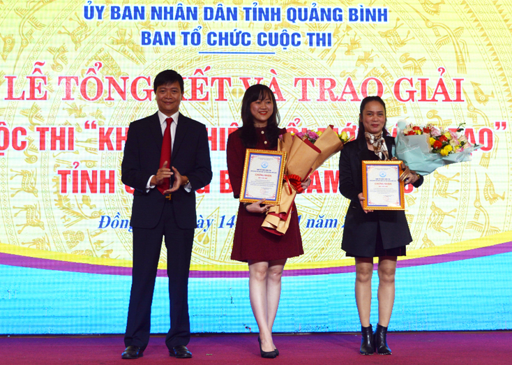 Trao giải cuộc thi "Khởi nghiệp đổi mới sáng tạo" tỉnh Quảng Bình năm 2020
