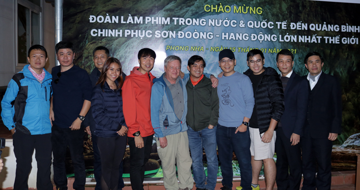 Gặp gỡ những người nổi tiếng đến chinh phục hang Sơn Đoòng