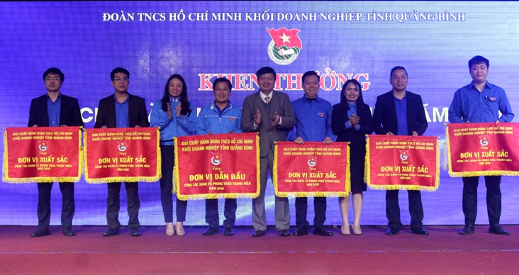 Đoàn khối Doanh nghiệp tỉnh: Xung kích tham gia các hoạt động tình nguyện