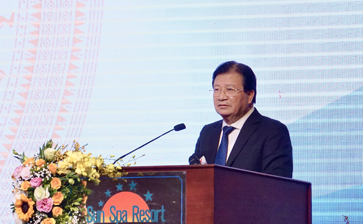 Quảng Bình cần tạo môi trường đầu tư thuận lợi để huy động các nguồn lực cho đầu tư phát triển sản xuất, kinh doanh (*)
