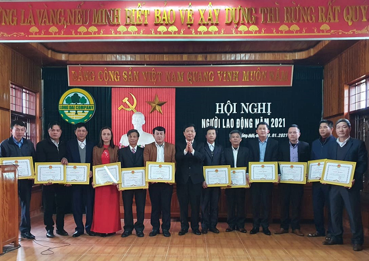 Cần thực hiện tốt công tác quản lý, bảo vệ rừng và sản xuất kinh doanh