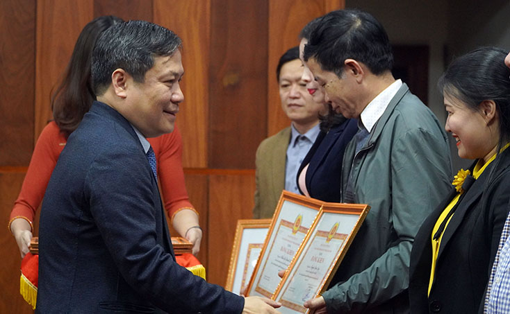 Nỗ lực tham mưu, góp phần đưa nghị quyết của Đảng vào cuộc sống
